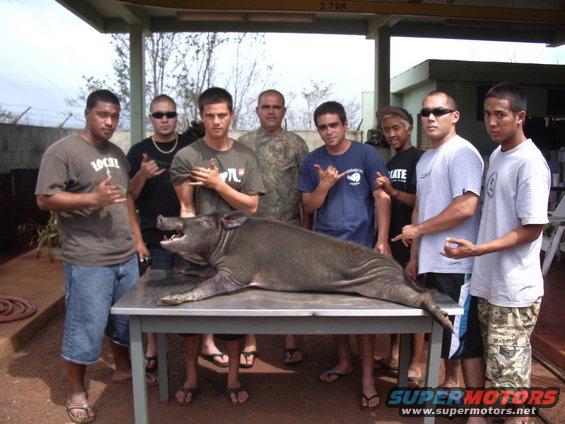 Alika, a friend, Sean, Richie, Tony, Dayton, Craig, and Josh.