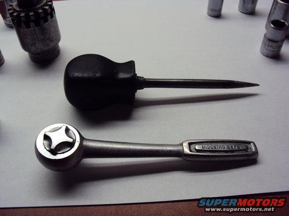 Ratchet and screwdriver tools