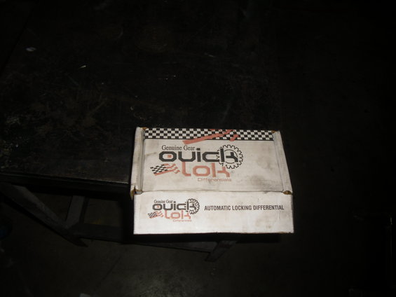 Box for a Quick Lok automatic locking differential