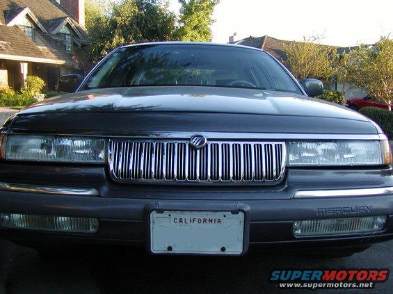 1992 Mercury Grand Marquis front grille and headlights