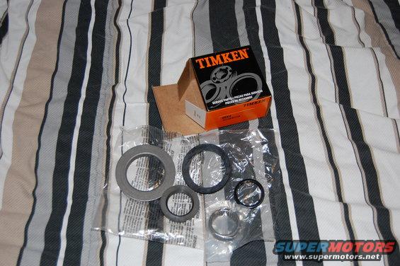 Most parts stores listed this style of seal for my truck. however mine is equipped with the later style seals.
