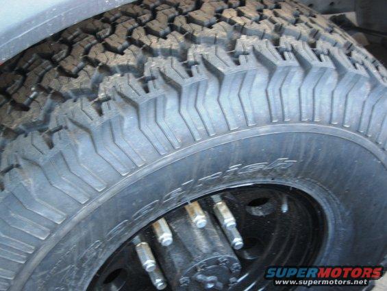 tire03a.jpg 