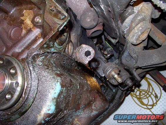 img_0018.jpg Pan bolts all out. The front two were the hardest to get to.