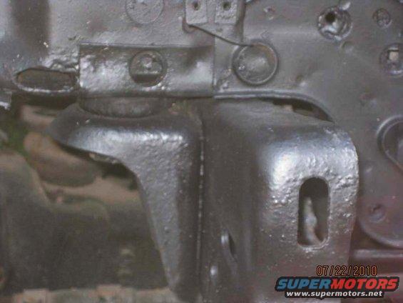 radiator-supports-005.jpg Note how the radiator support is just about touching the frame, did the same thing as Left side.