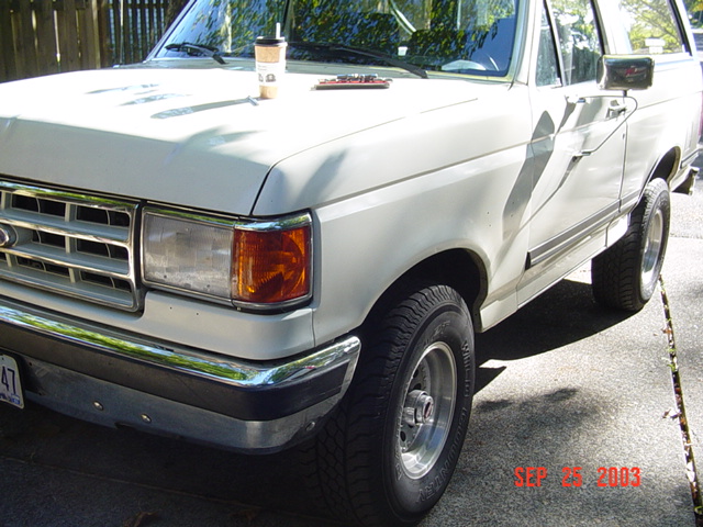 1987 Ford Bronco photo