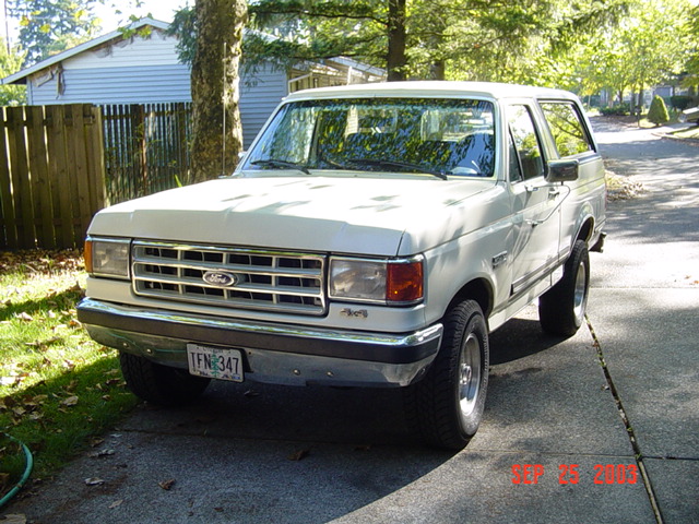 1987 Ford Bronco photo