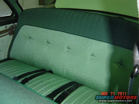dsc02282.jpg Seats completely rebuilt wit original style fabric