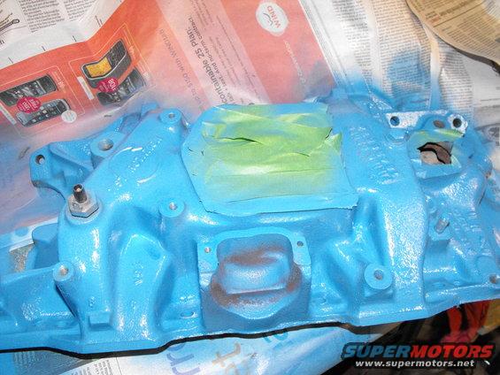 dscf1526.jpg Got the intake with 70s Chrysler blue too.