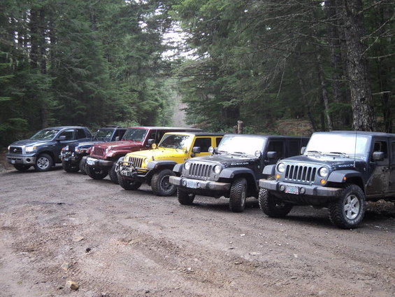 12911_goatmtn_groupshot.jpg 