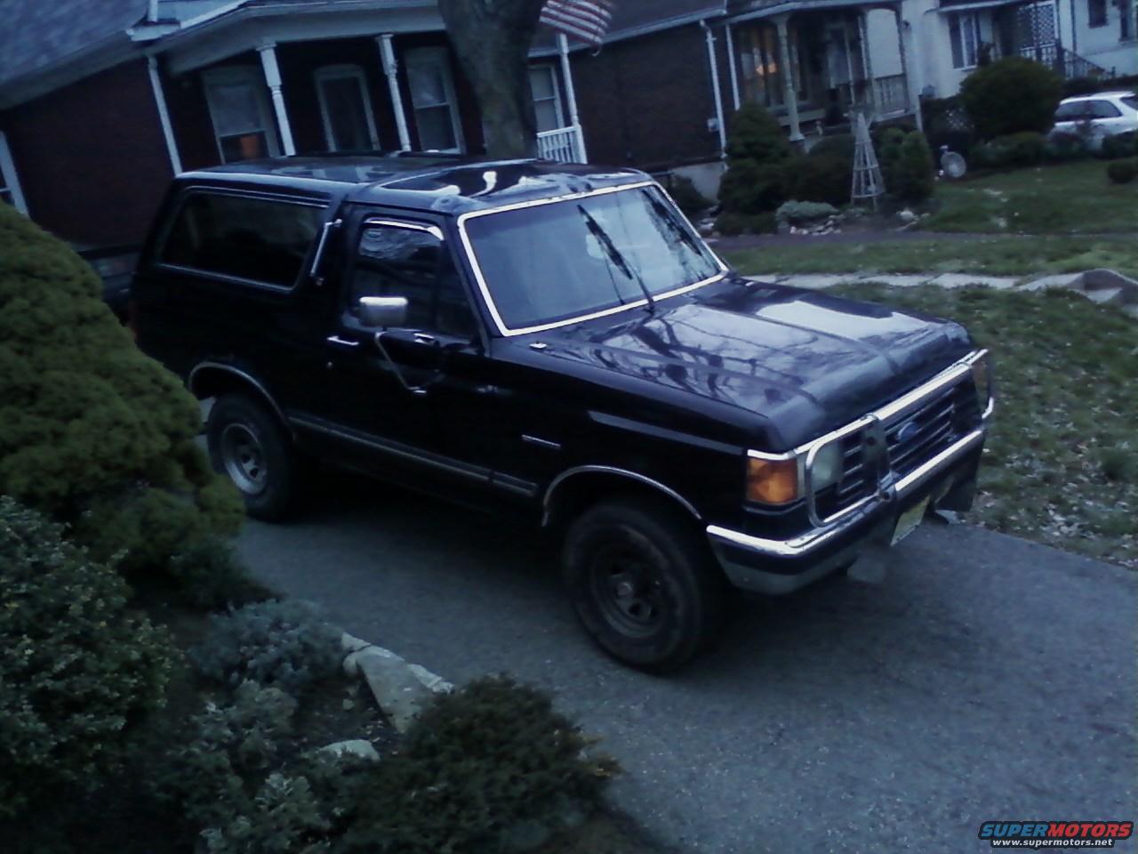 1990 Ford Bronco photo
