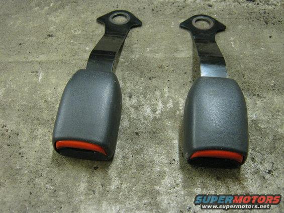 img_1714.jpg 2001 Impreza 2.5RS seat belt buckles.