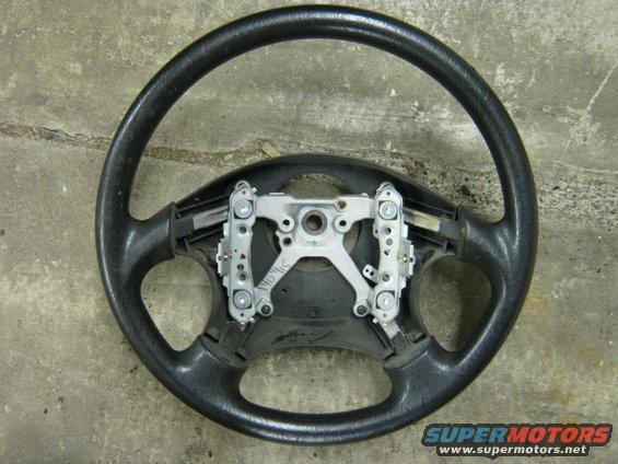 img_1715.jpg L steering wheel. Sexy rubber.

SOLD SOLD SOLD