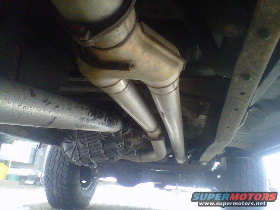 exhaust3.jpg 