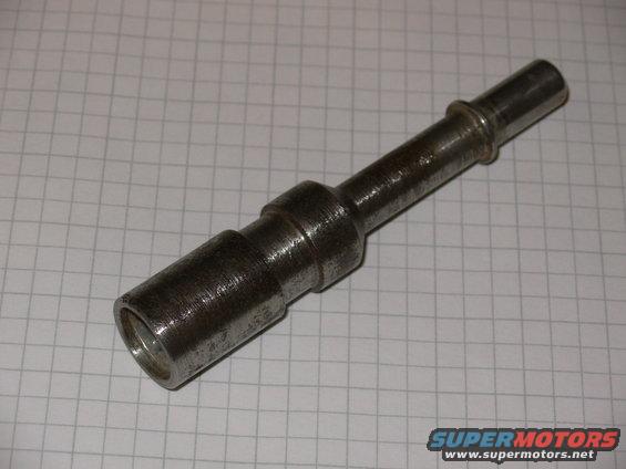 fuelcheckvalve.jpg Recall check valve (1L3Z-9J274-AA) prevents fuel transfer between tanks (until it wears out, like this one has).

[url=http://www.supermotors.net/registry/media/738363][img]http://www.supermotors.net/getfile/738363/thumbnail/fsa01m05fuelcrossflow.jpg[/img][/url]