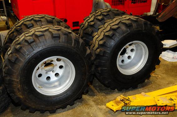 35x15x15 Super Swamper TSL
