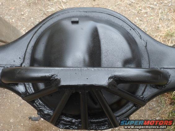 Black rear differential housing with Supermotors.net logo