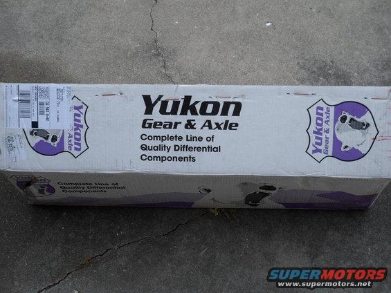 Yukon Gear & Axle box with differential components graphic