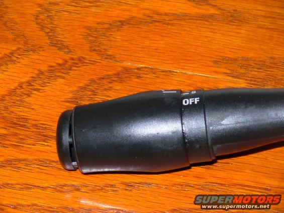 15cap.jpg To clean the wiper switch, it's not necessary to remove the MFS from the column.  Just pop the cap off the end.
