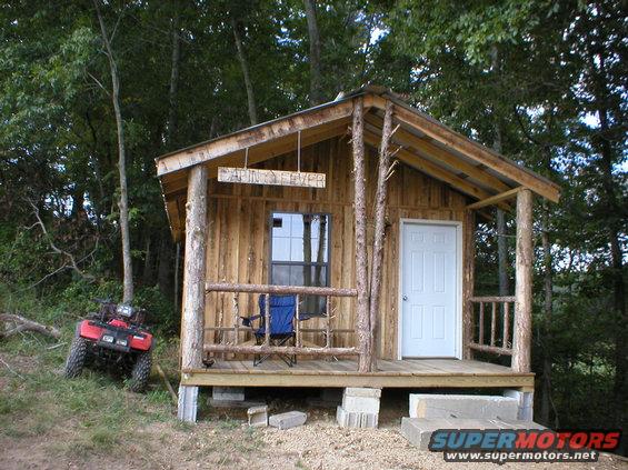 cabin-fever.jpg One of the cabins "Cabin Fever"