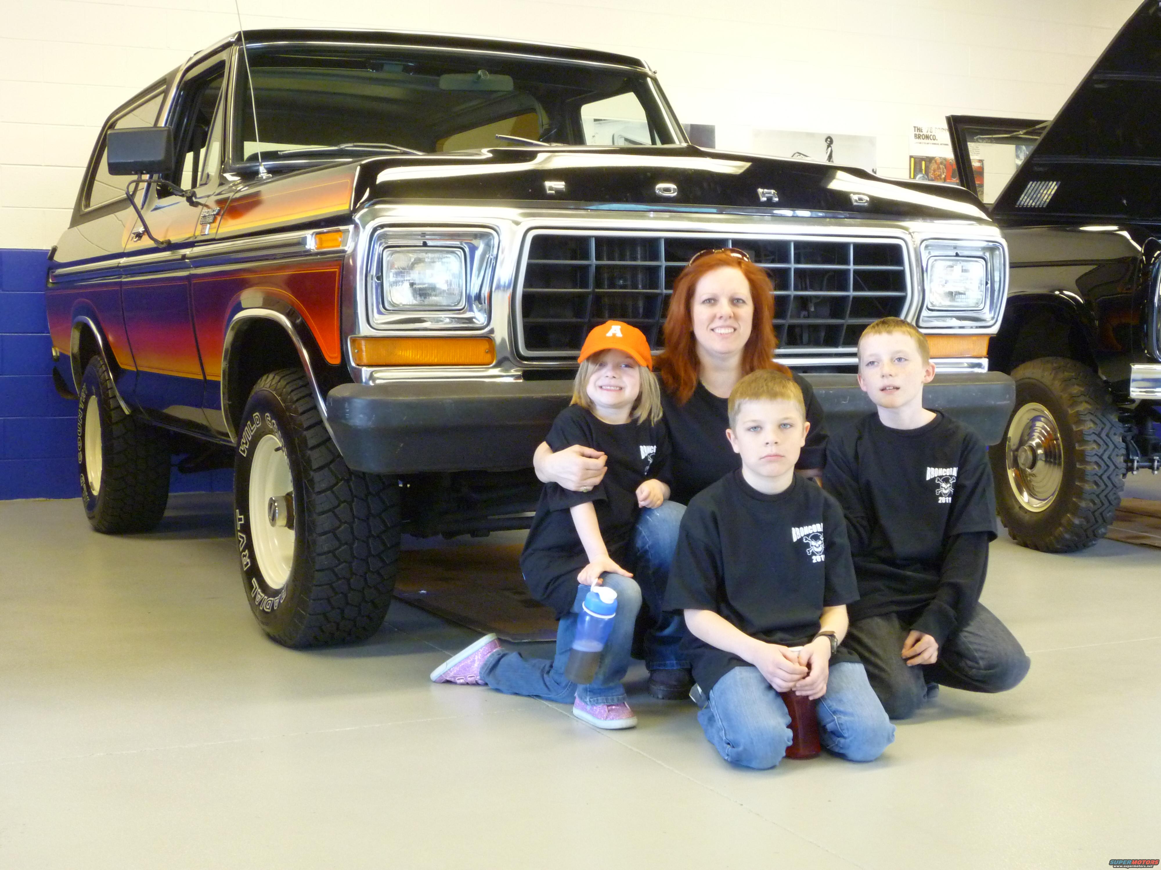 1995 Ford Bronco photo
