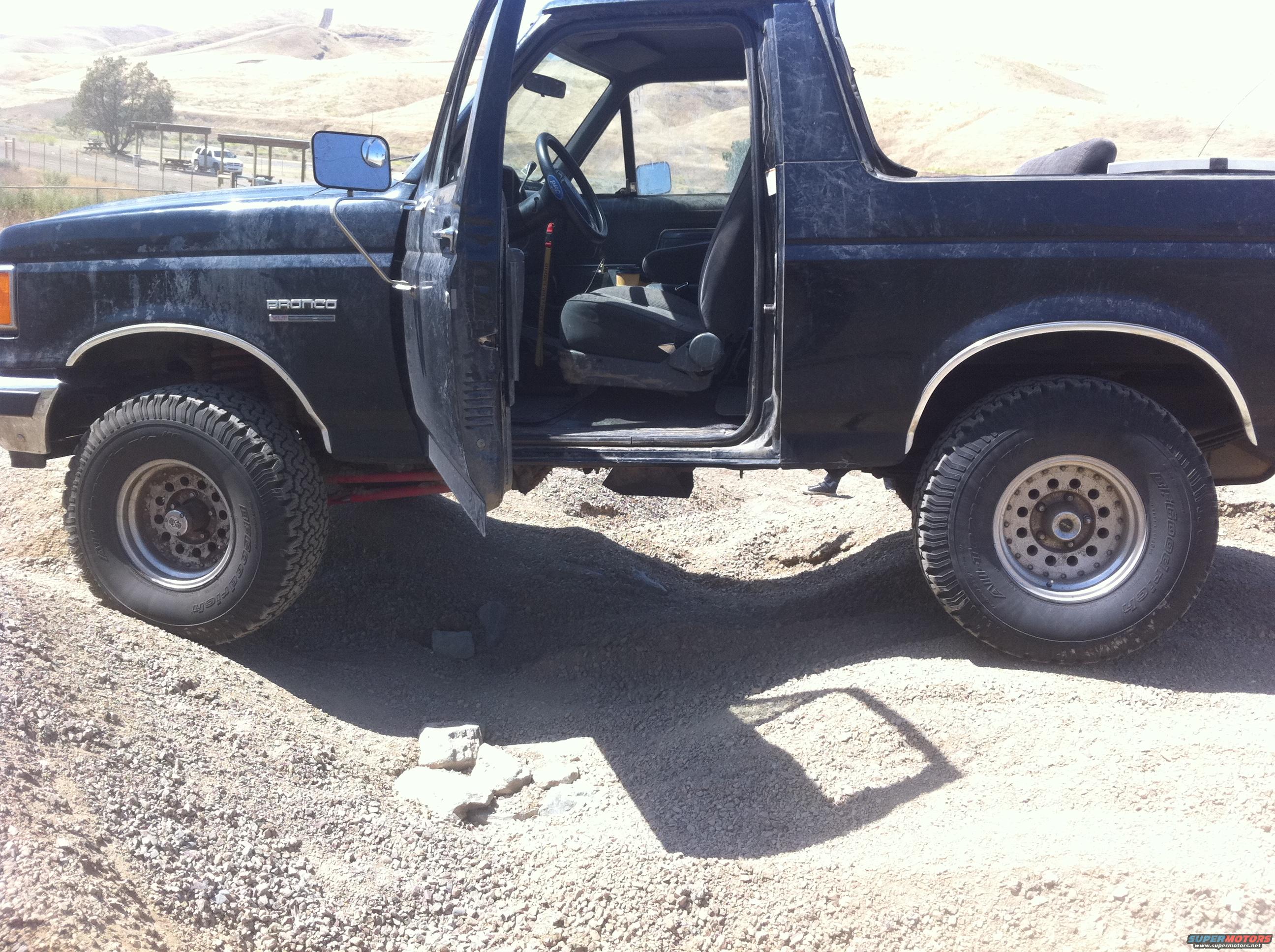 1990 Ford Bronco photo