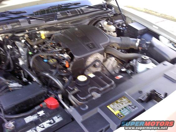 Engine bay of a 2004 Mercury Grand Marquis