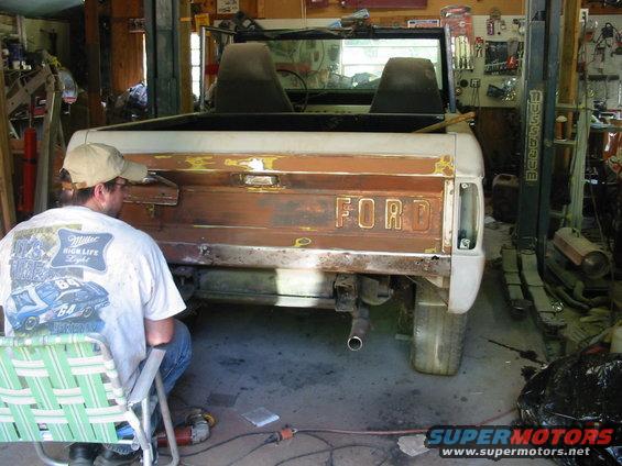 Tailgate that came with truck was unsalvagable, so a slightly used tailgate was aquired... Lower section neeeds help though..

