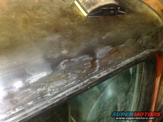 17052010421.jpg Now having leaded the repair, the rubbing down and shaping.