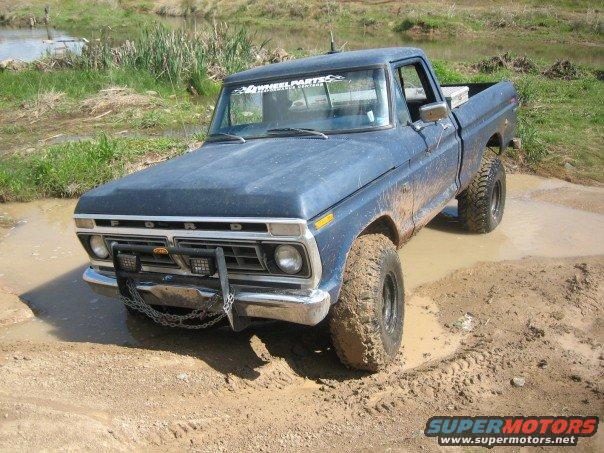 1976 Ford F-100 “ol blue”