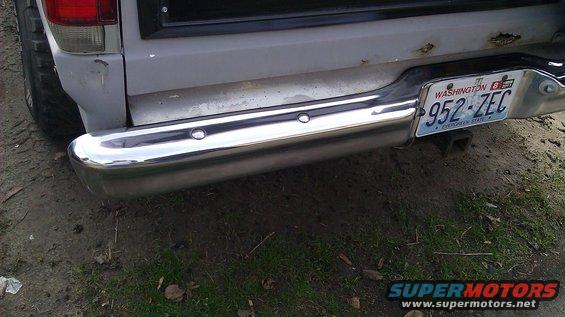 rear bumper with license plate 952-ZEC, Washington state
