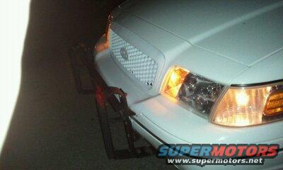1998-ford-crown-victoria-tricky-vicky-(36).jpg 1998 Ford P71 Tricky Vicky Body color grille mod-drivers side view
whited out baby
