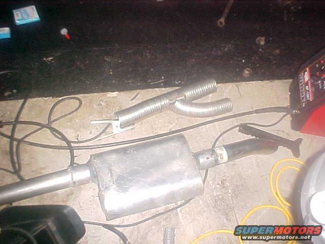 mvc011s.jpg Home made. You can't buy this anywhere. Billy (Bronco9235) made it for me. It only to get it on the highway.