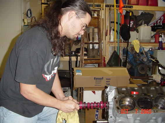 351-buildup-018.jpg Thats me, sliding it on in...