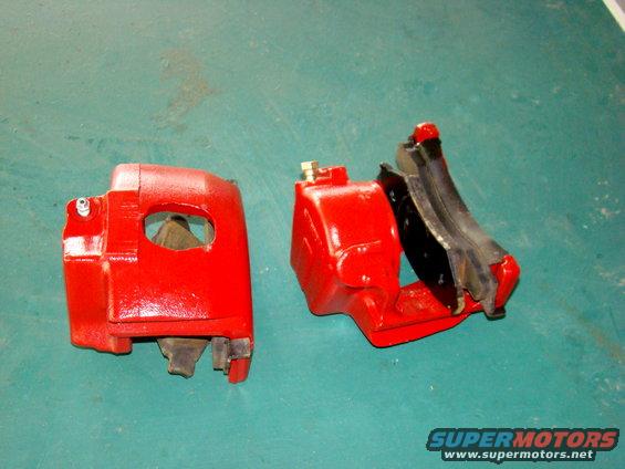 dsc05010.jpg new calipers painted up.