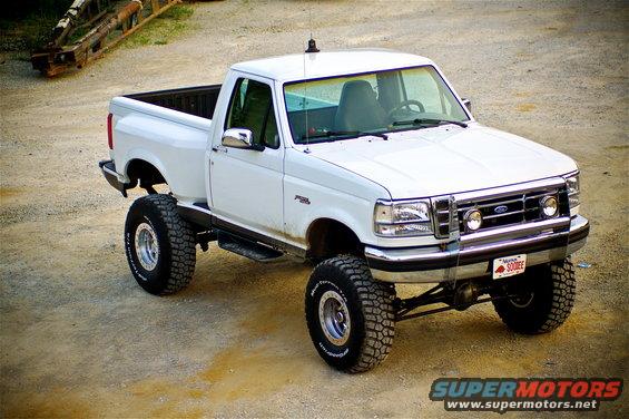 all photos of the truck were shot by both my buddies Arash Kassa and Elija Bowman. Thanks guys.