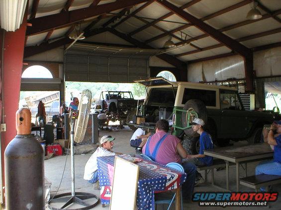 shop-facilities.jpg Shop Facilites