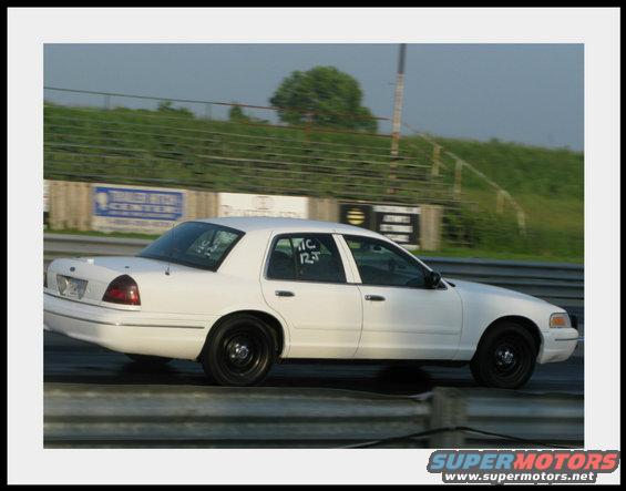 1998-ford-crown-victoria-tricky-vicky-(84).jpg Racing her on the Track in Canada
fastest time 1/4 was 16.1 @ 86mpg