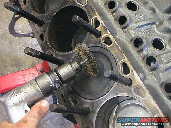 dsc00007.jpg wire brush to the rescue 