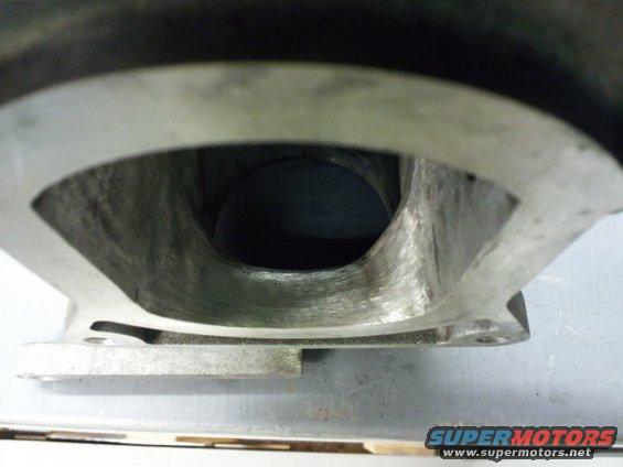 Intake manifold port, close-up view