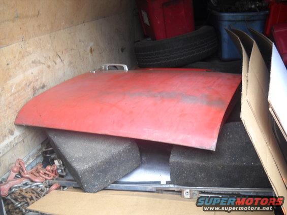 54-build--8132011-020.jpg 8-13-2011:  I also got a pair of doors. The passenger side is pretty nice.