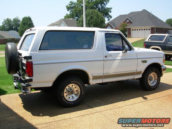 oj0.jpg This belonged to my neighbor, but he moved out of town & abandoned it at his parents' house for a few years. I bought it from him in 2021.
IF THE IMAGE IS TOO SMALL, click it.