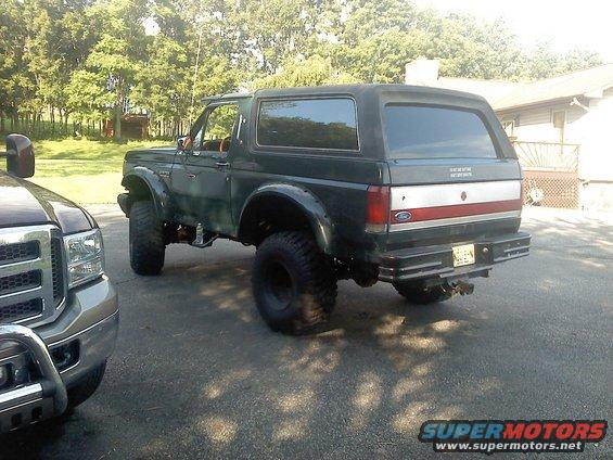 bronco.jpg 