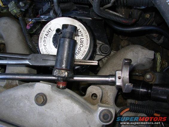 With the right tools, this '97 OPS can be removed with the intake & FFM in-place.  That's a 1 1/16" 3/8-drive crowfoot on a 12" extension.

Fuel filter is a Mann from [url=http://www.amazon.com/gp/product/B0027EVCEK/]Amazon[/url].