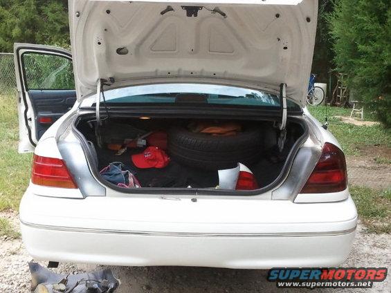 ford-crown-victoriatricky-vickypanther-freed.jpg 1998 Ford Crown Victoria
Tricky Vicky

