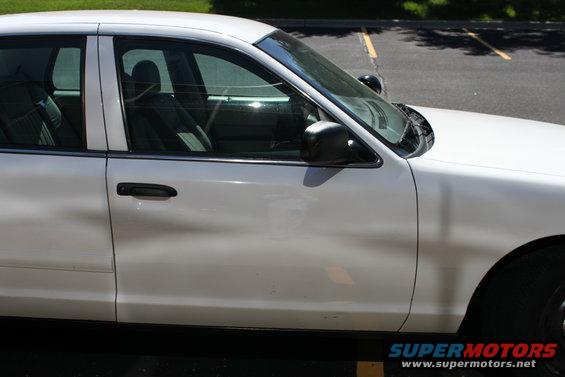 White 2003 Ford Crown Victoria side view