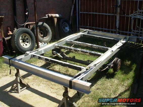 37tubes.jpg The floor joists are a snug fit.