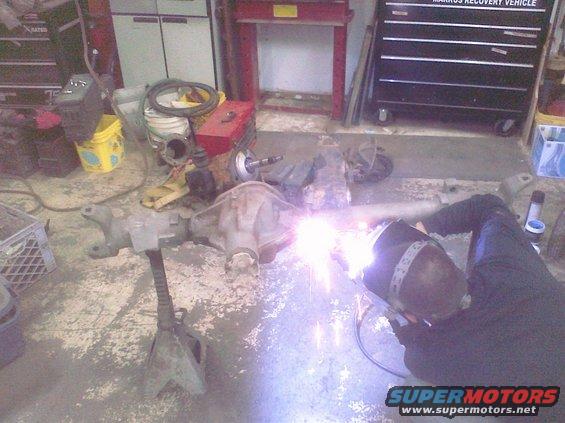 cimg0209.jpg tubes welded to center section