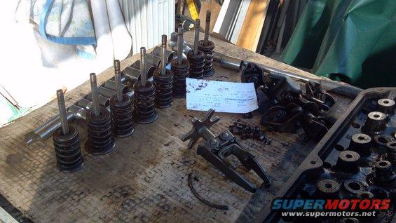 20111016_153311_605.jpg said valves hanging around
