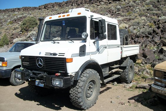 unimog.jpg 