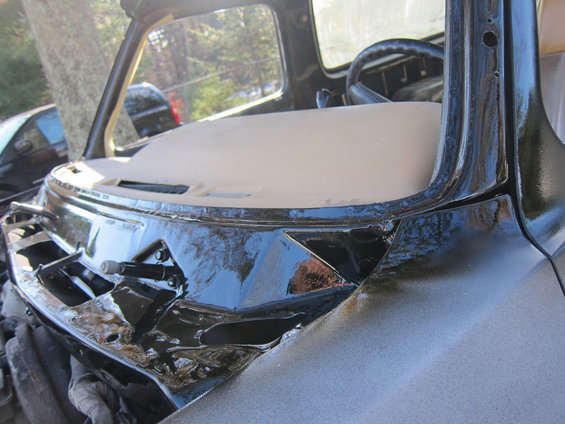 1987 Dodge 1500 dashboard and windshield frame, undergoing restoration. Another vehicle is visible in the background